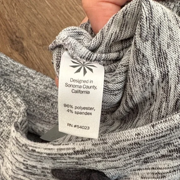 Athleta Downplay gray skirt - Picture 6 of 8